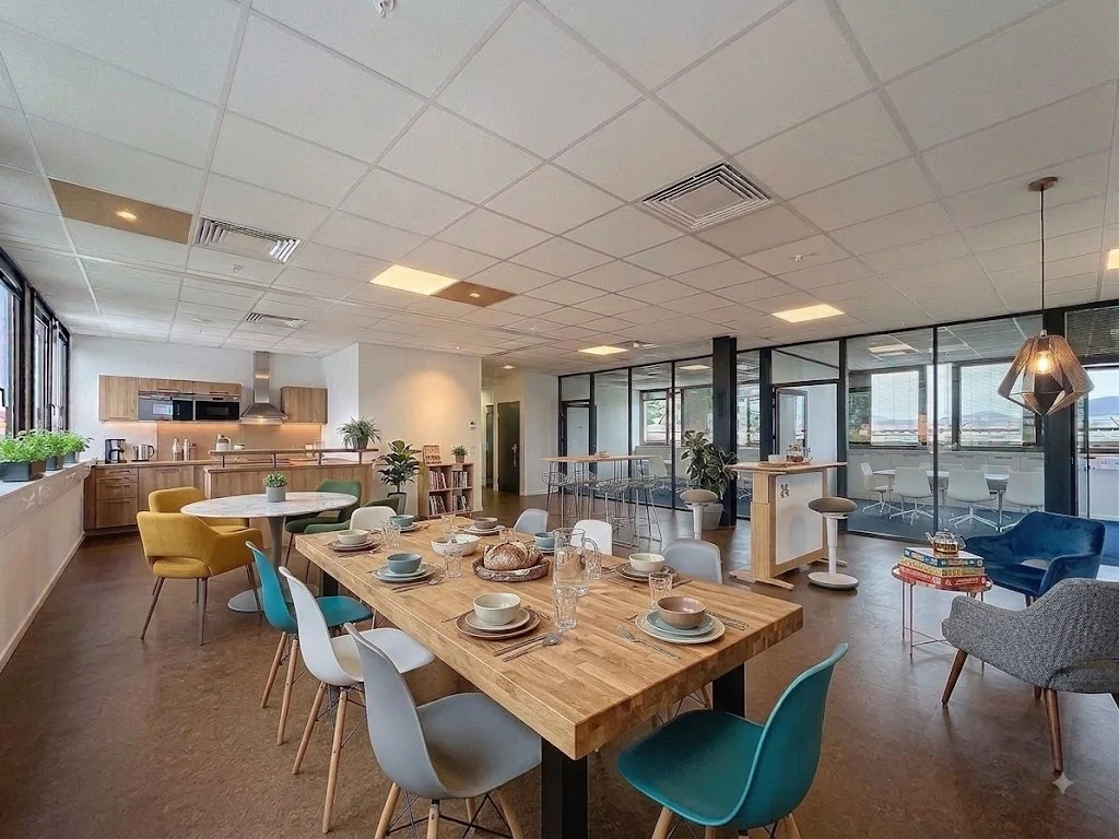 Cardinal I Genève, Intérieur bureaux